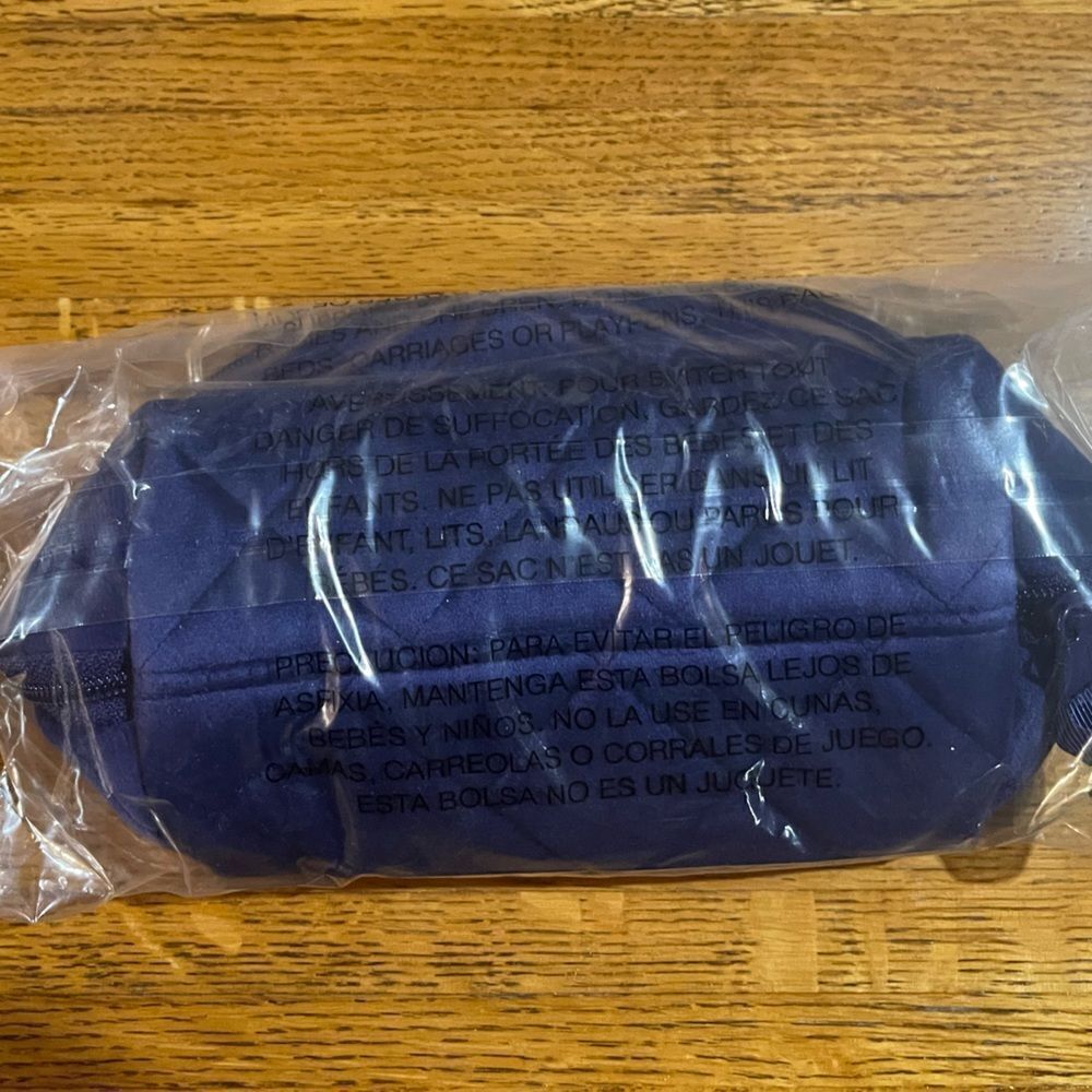 Vera Bradley Harry Potter Clamshell Cosmetic Bag in Velvet Forbidden Forest NWT - Picture 5 of 5